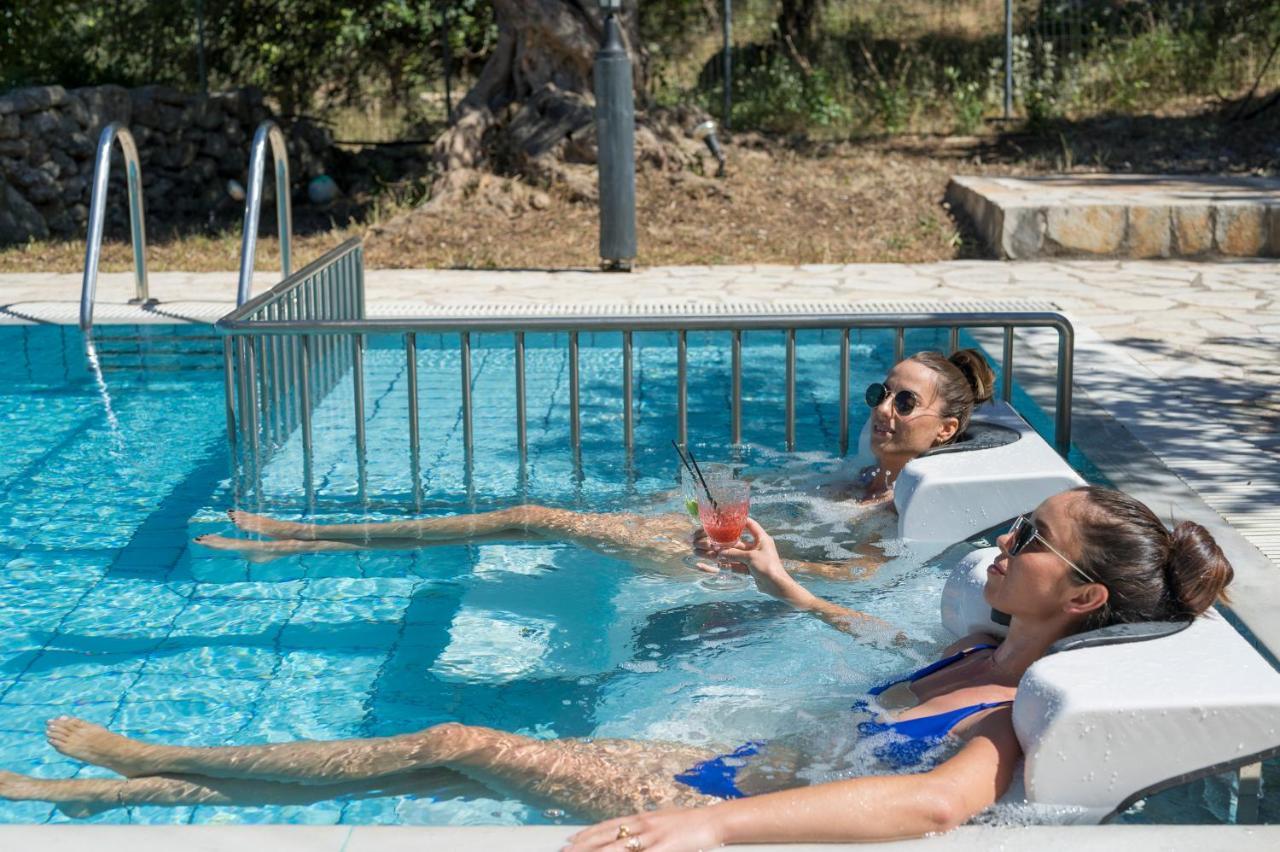 Boutique Villa Petra Amanda Heated Pool Optional Fílippos Zewnętrze zdjęcie